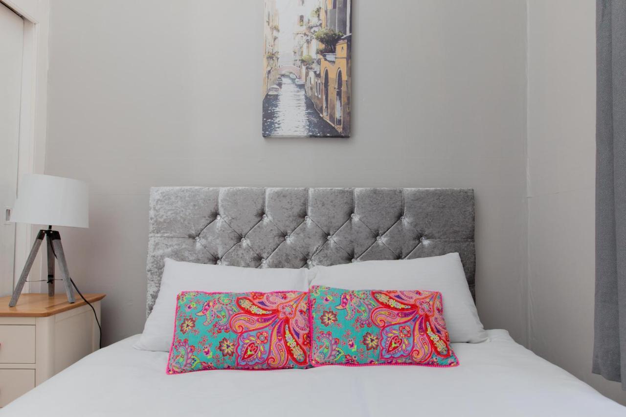 Bright & Homely City Centre Apartment Near Holyrood Edinburgh Dış mekan fotoğraf